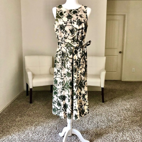 Anne Klein Beige & Green Dress - Picture 2 of 10